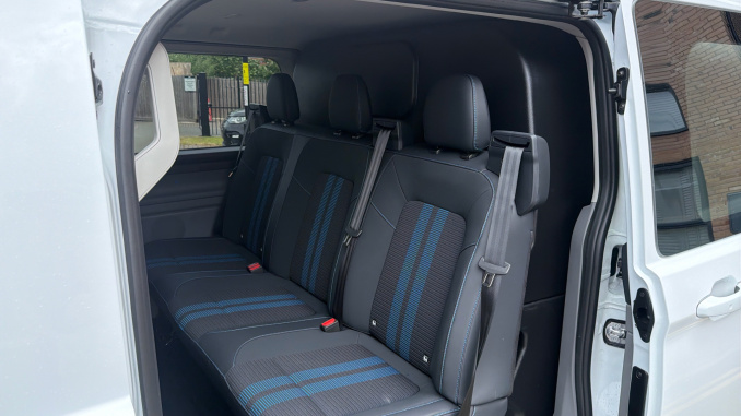 Ford Transit Custom 320 L2 Diesel Fwd 2.0 EcoBlue 150ps H1 Double Cab Van Sport - Image 14